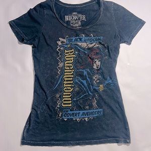 Red Chapter | Black Widow Covert Avengers Distressed T Shirt // L